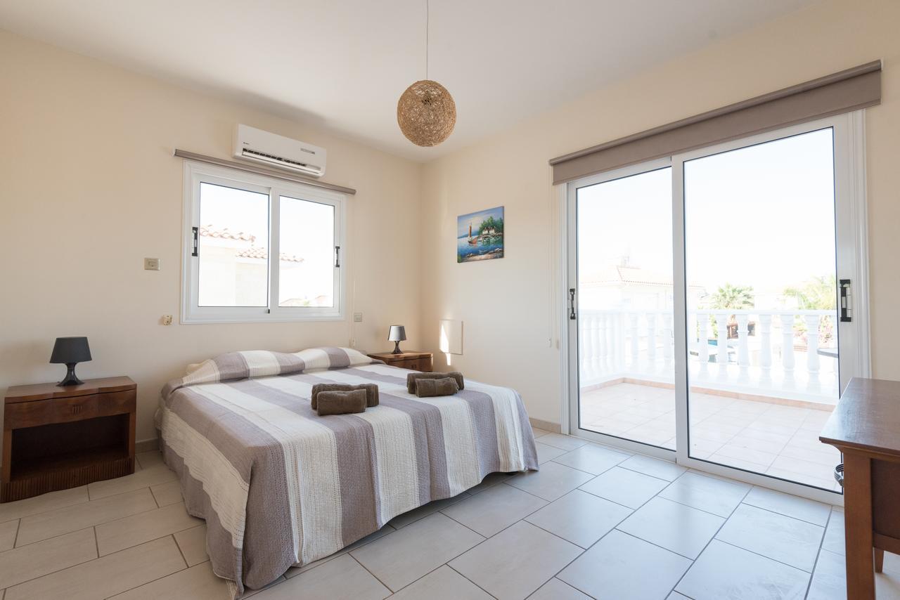 Villa Valmare Ayia Napa Ngoại thất bức ảnh
