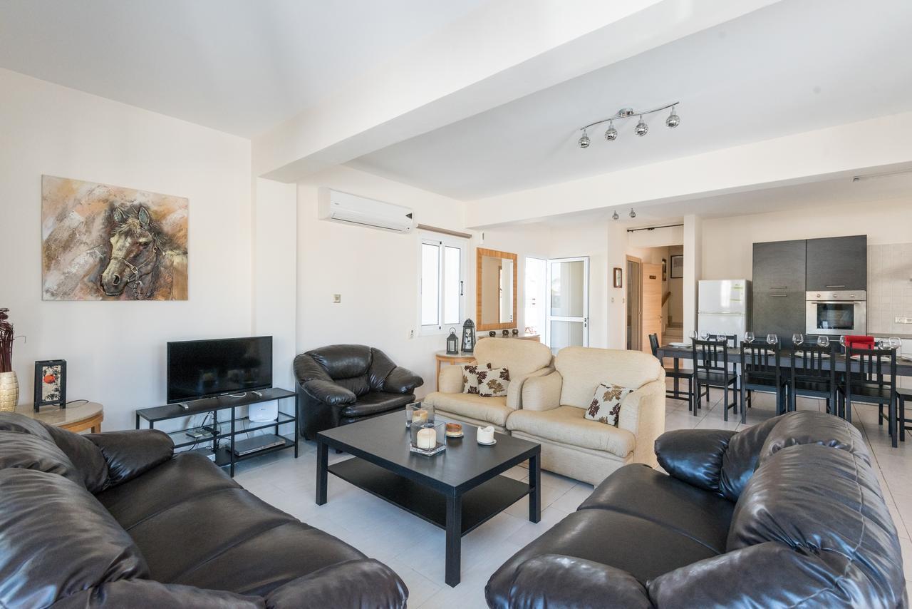 Villa Valmare Ayia Napa Ngoại thất bức ảnh