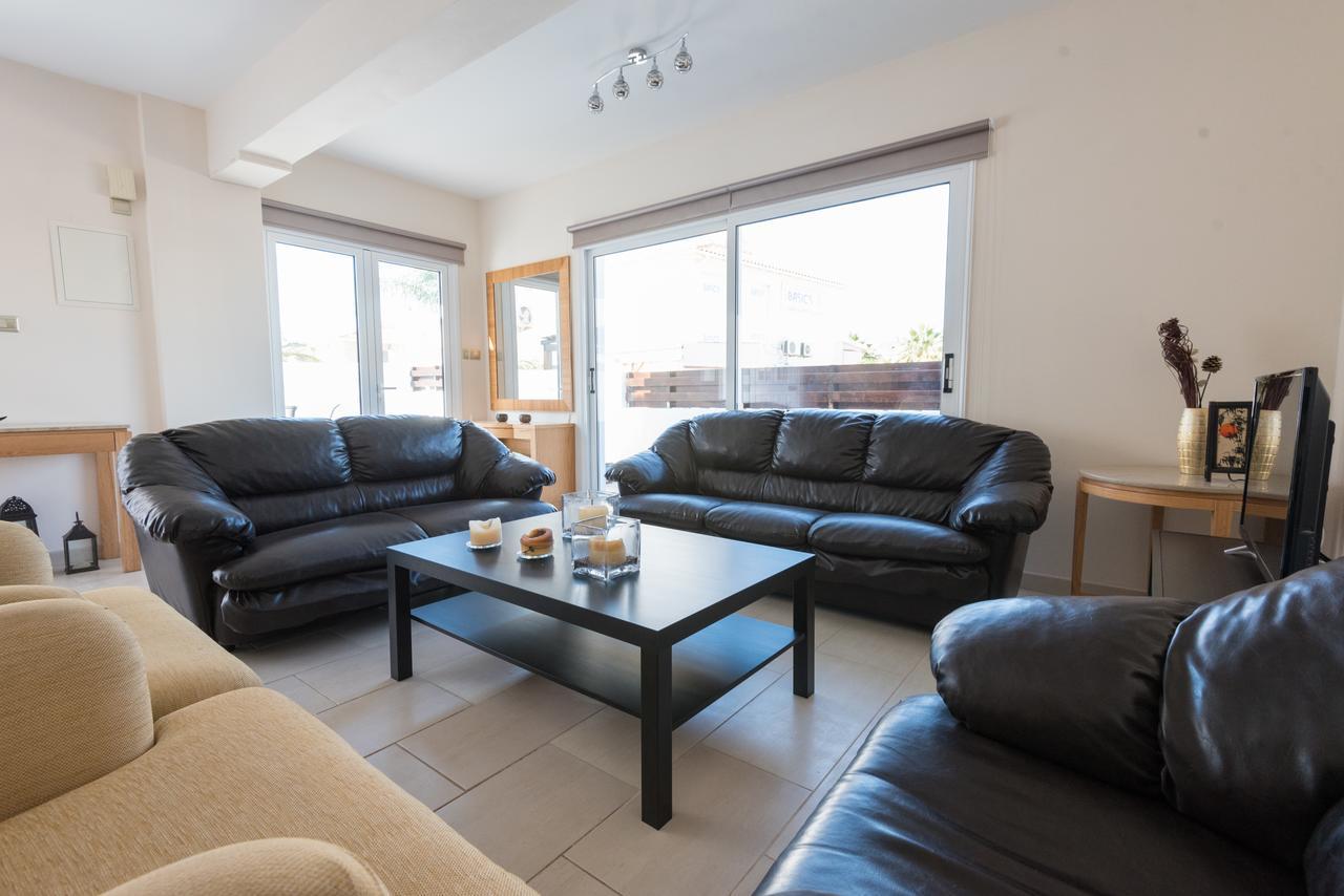Villa Valmare Ayia Napa Ngoại thất bức ảnh
