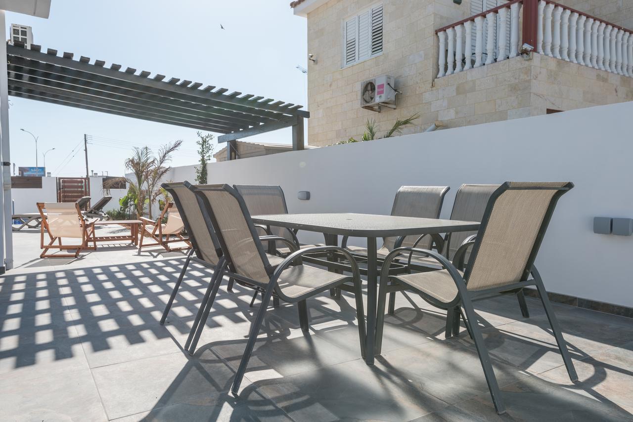 Villa Valmare Ayia Napa Ngoại thất bức ảnh